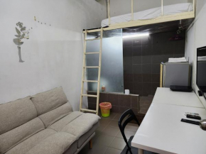 Mini Studio 6 with MRT LRT